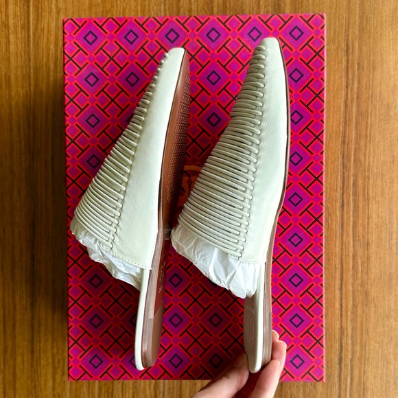 TORY BURCH Sienna Flat Slide White Backless Mule/Sandal - Picture 12 of 15